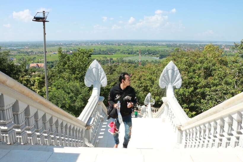 From Phnom Penh: Oudongk Mountain and Koh Chen Island Tour - Price and Value: What You Get for $75 in Real-Life Terms