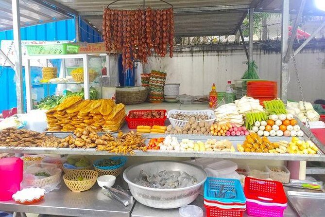 Half Day - Phnom Penh Food Tour - Your guide and your pace: when it really clicks