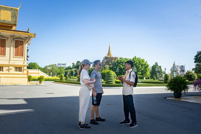 Phnom Penh Historical Tour - Royal Palace of Cambodia: the royal setting behind the architecture