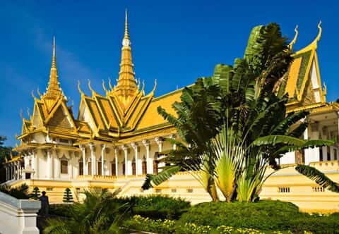 Phnom Penh Private Tour: Royal Palace, Silver Pagoda, S-21 - Key things to know before you go