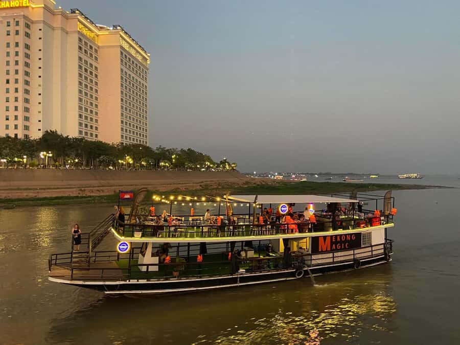 Phnom Penh: Sunset Cruise with Unlimited Beers & BBQ Buffet - Unlimited Beer and BBQ Buffet: Where the Value Really Comes From
