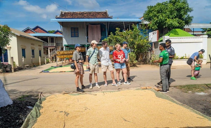 Phnom Penh to Silk Island By Tuk-Tuk with local Expert - Dried tofu skin and soybean work: why this stop matters