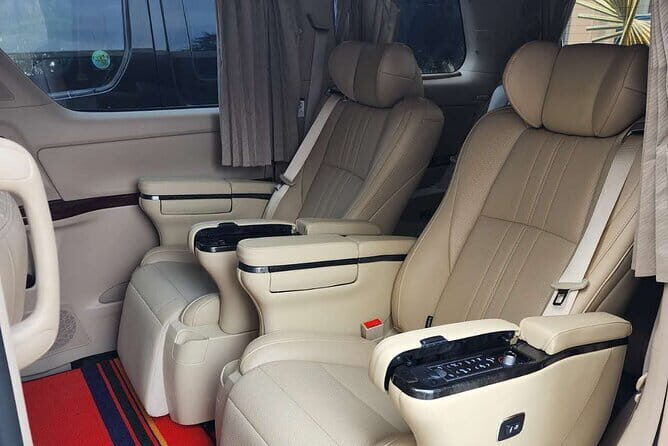 Private Transfer from Phnom Penh to Siem Reap by VIP Alphard 2010 - Onboard WiFi, water, and comfort controls that make time feel shorter