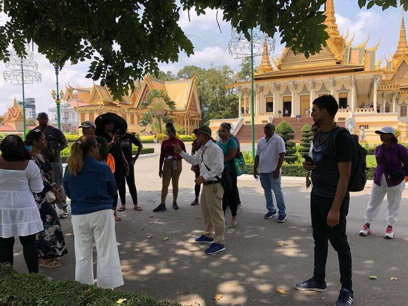 Royalpalace, Toul Sleng (S21), Museum & Killing Field - Who should book this Phnom Penh day tour